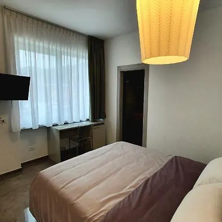 Werooms Salernes Extérieur photo